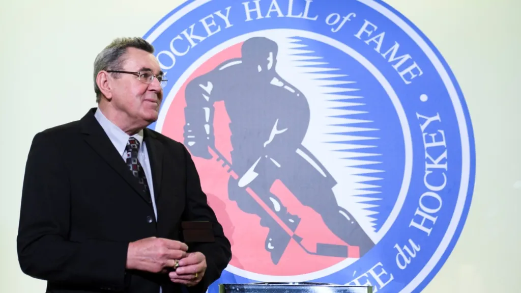 Václav Nedomanský v hokejové Síni slávy