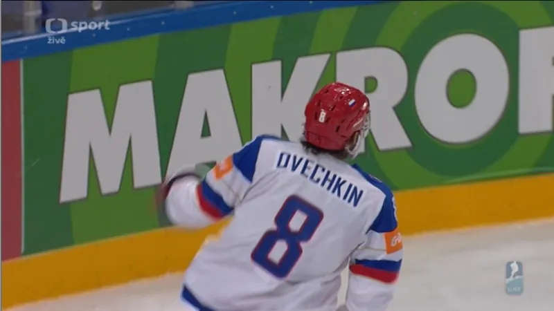 Gól v utkání USA - Rusko: Ovečkin - 0:2 (51. min.)