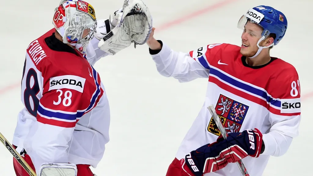 Dominik Furch se raduje z výhry s Davidem Pastrňákem