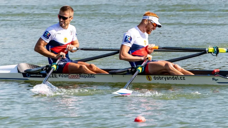 Finále dvojskifu lehkých vah Šimánek - Vraštil