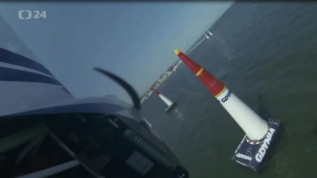 Šonka skončil v kvalifikaci Red Bull Air Race sedmý