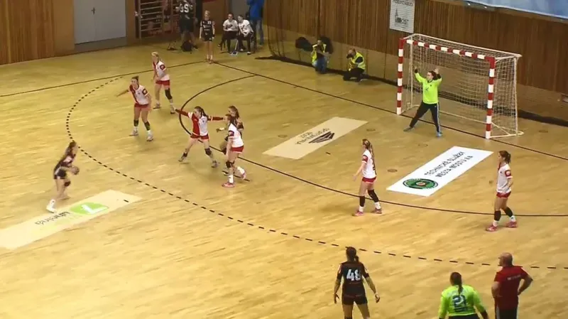 Házenkářky Mostu oslavily už sedmý titul