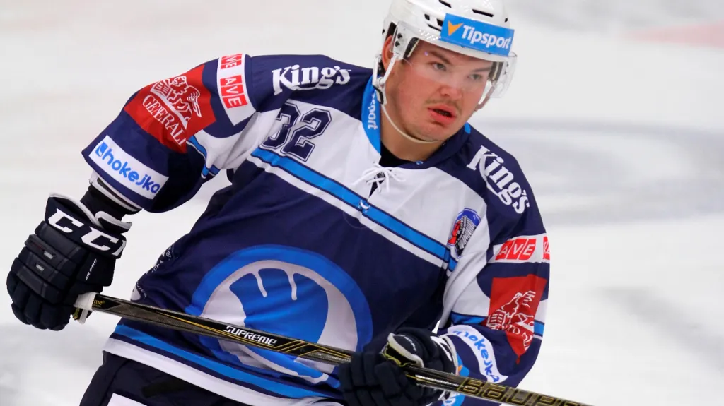 Colton Yellow Horn v dresu Plzně