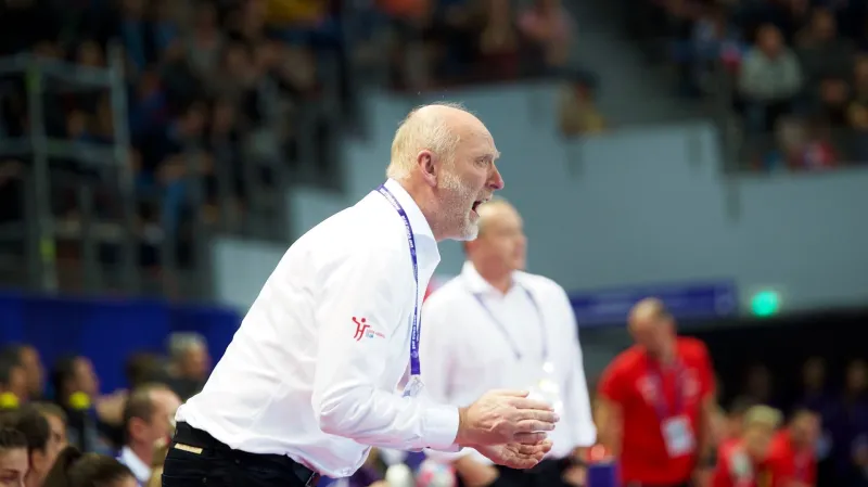 Trenér reprezentačních brankářek Jiří Mika