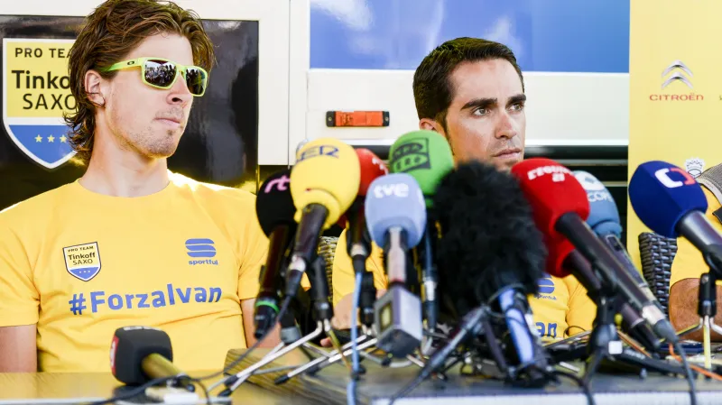 Alberto Contador s Peterem Saganem