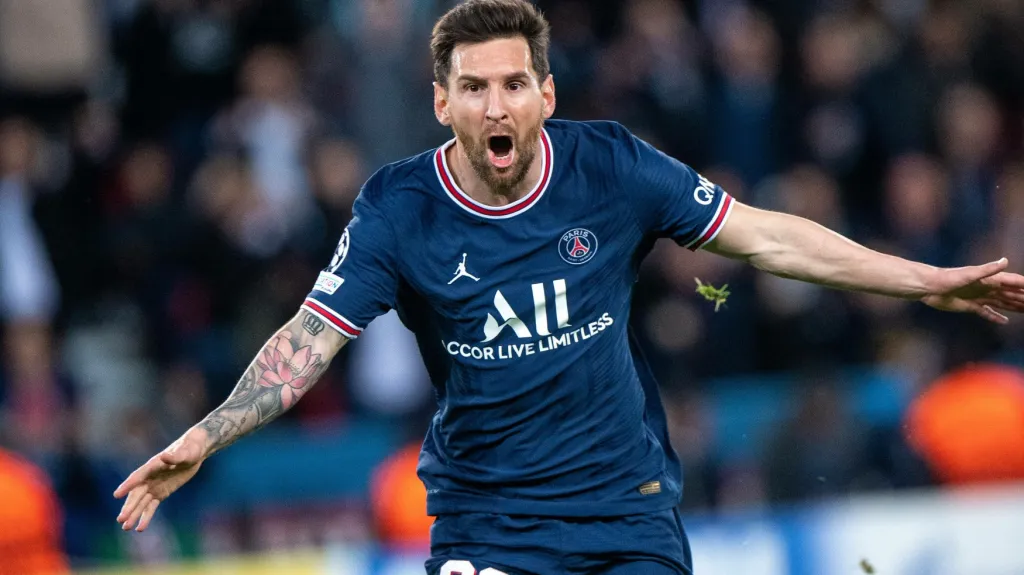 Lionel Messi se raduje z gólu v dresu PSG