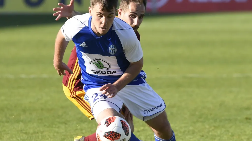 Pavel Bucha v dresu Mladé Boleslavi v zápase s Duklou