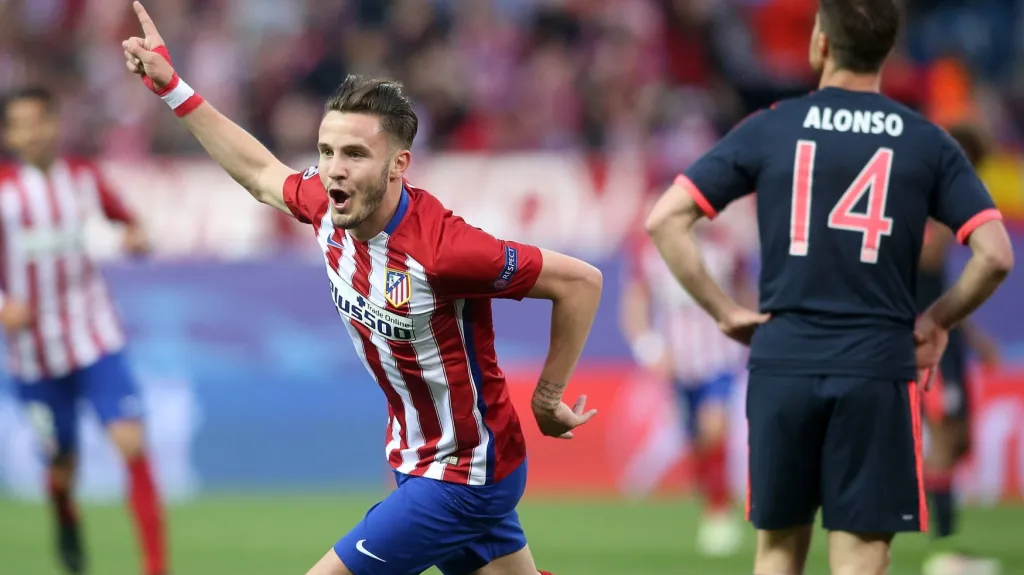 Saúl z Atlética Madrid se raduje z gólu v síti Bayernu Mnichov