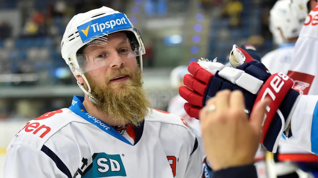 Útočník Chomutova Jan Stránský zažil tříbodový duel