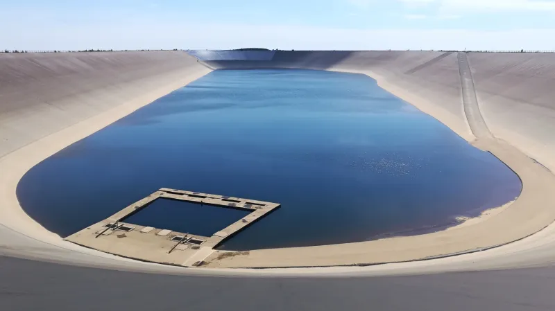 Horní nádrž přečerpávací elektrárny Dlouhé Stráně