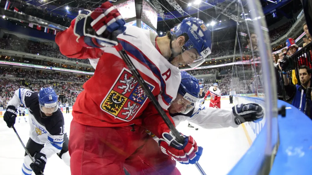 Jaromír Jágr v zápase MS s Finskem
