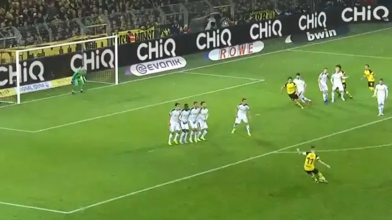 Dortmund si poradil s Mönchengladbachem a suverénně vede ligu