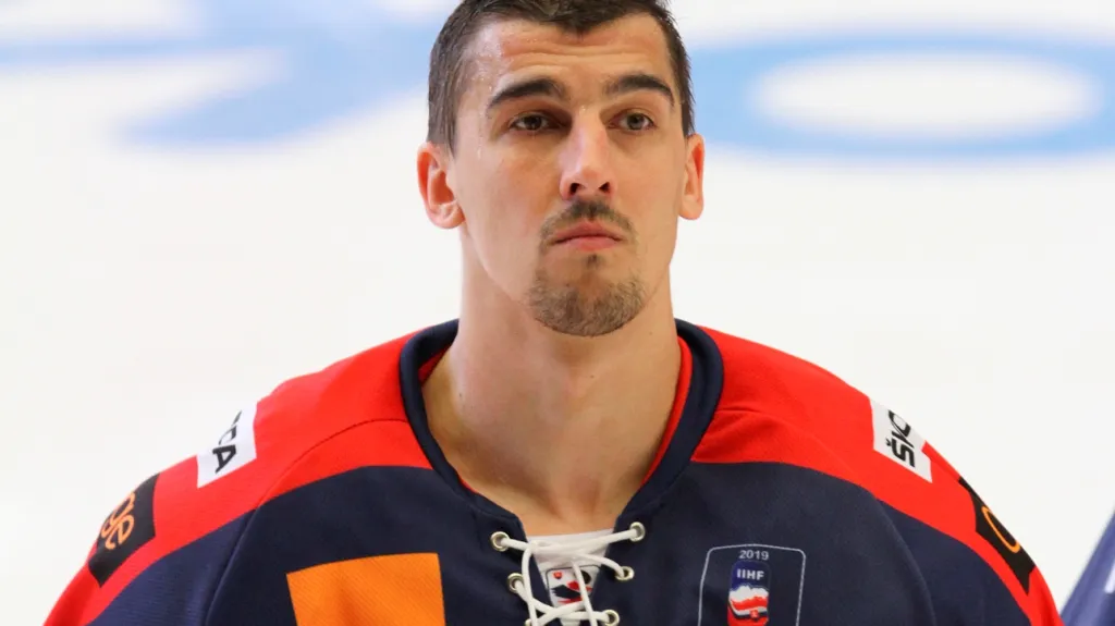 Slovenský obránce Milan Jurčina