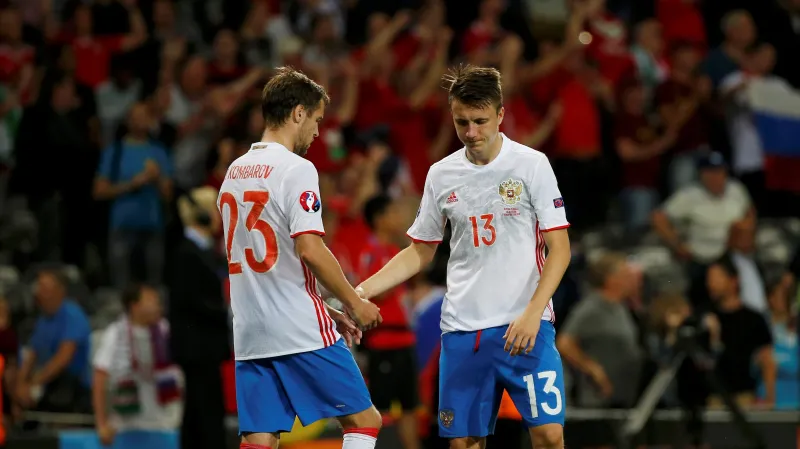Zklamaní ruští fotbalisté. Na mistrovství Evropy skončili v základní skupině