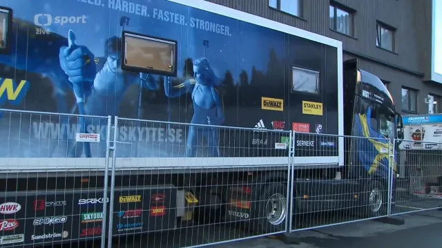 Biatlonisté se rozhodli pořídit servisní kamion