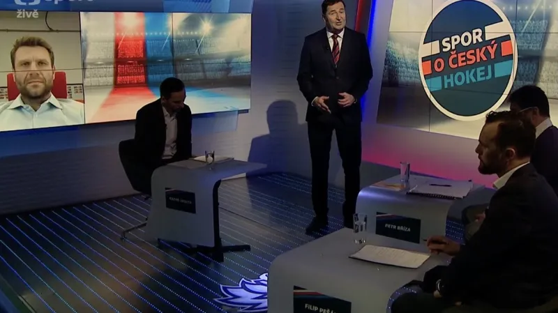 Spor o český hokej