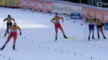 Čtvrtfinále sprintu volně ve Falunu s Kateřinou Janatovou