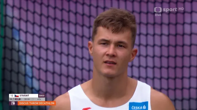 Desetiboj – nejlepší hod Stráského v disku