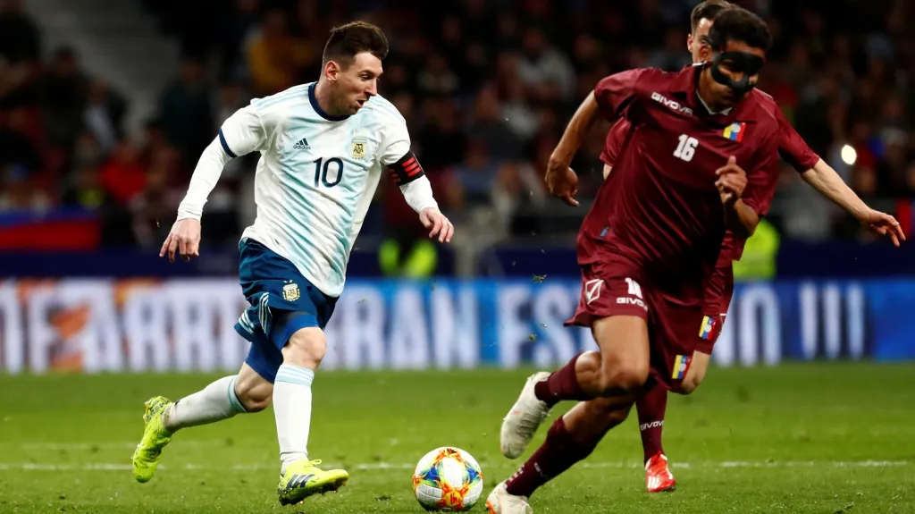 Lionel Messi v utkání s Venezuelou