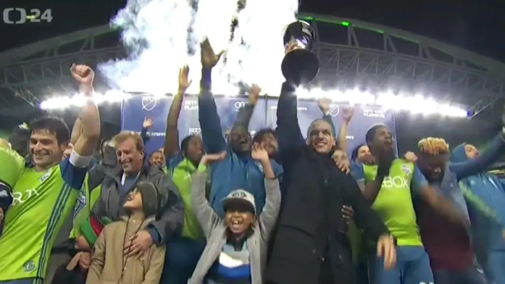 V MLS se o titul opět utkají Seattle a Toronto