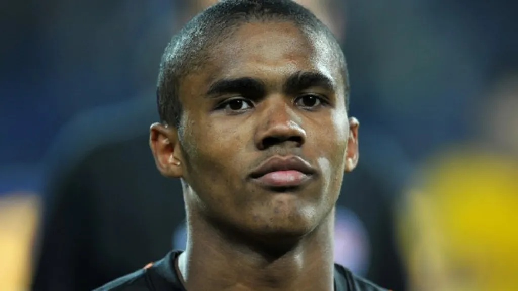 Douglas Costa