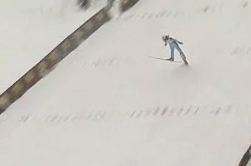 Skokanka na lyžích