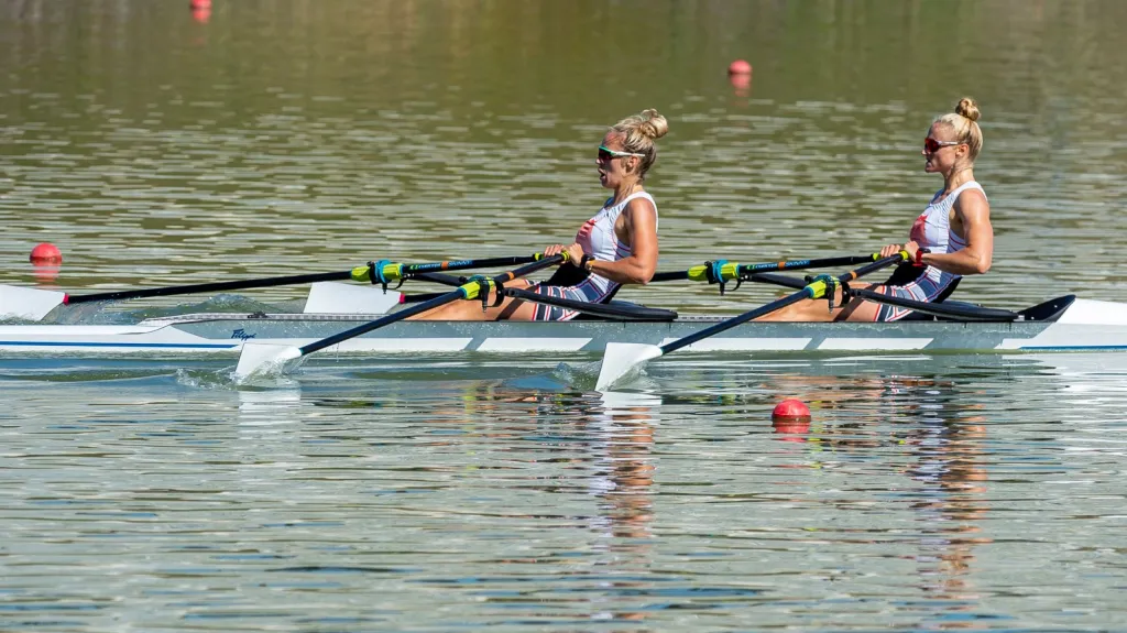 Skifařky Kristýna Fleissnerová a Lenka Antošová