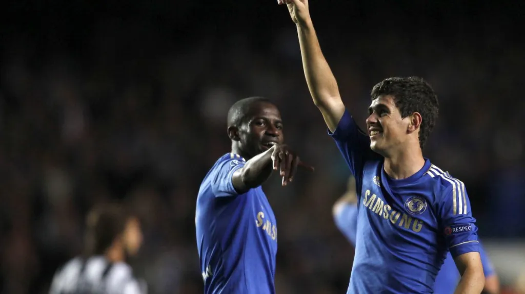 Oscar a Ramirés v dresu Chelsea