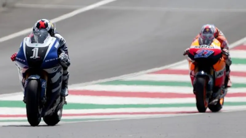 Jorge Lorenzo (vlevo)