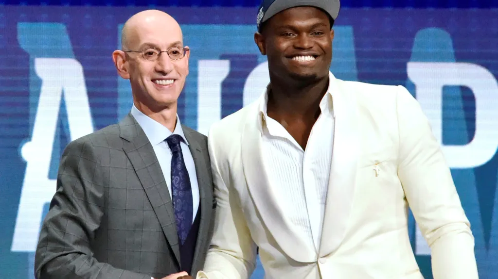 Komisař NBA Adam Silver a Zion Williamson
