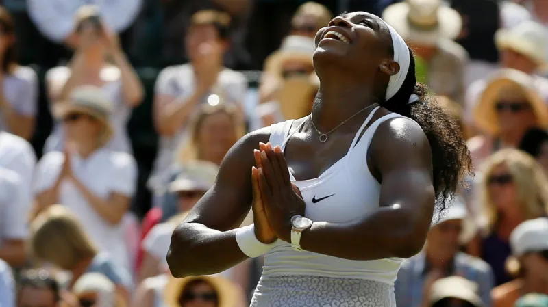 Slavící Serena Williamsová