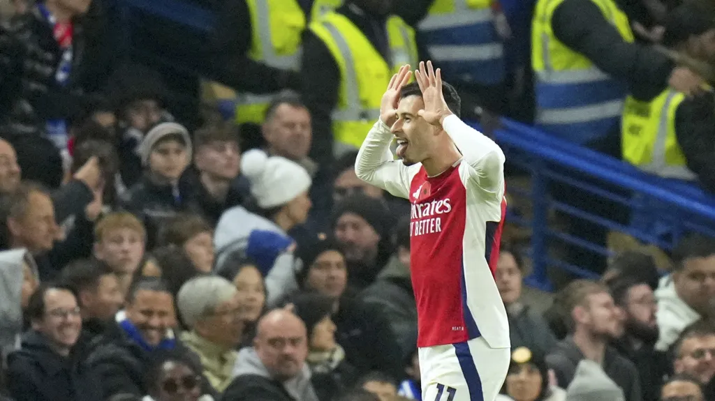 Gabriel Martinelli slaví branku do sítě Chelsea
