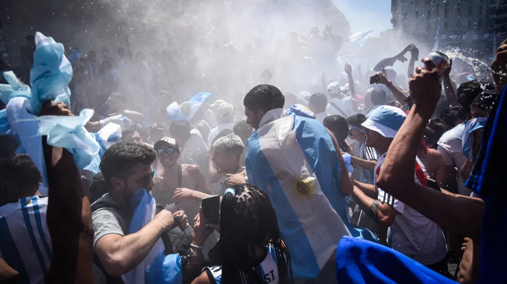 Bezbřehá radost argentinských fanoušků