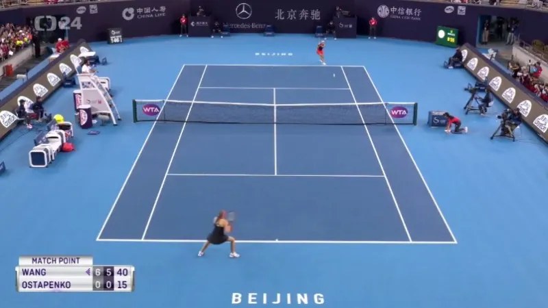 V Pekingu jdou dál Wang Čchiang i Wozniacká