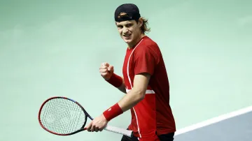 Tie-break ve druhém setu zápasu Cobolli – Bergs