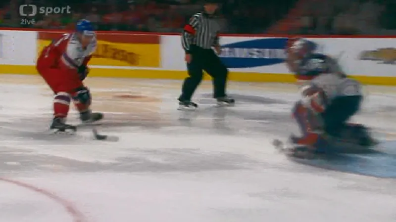 Kaše sám proti Godlovi neproměnil (22:43 min.)