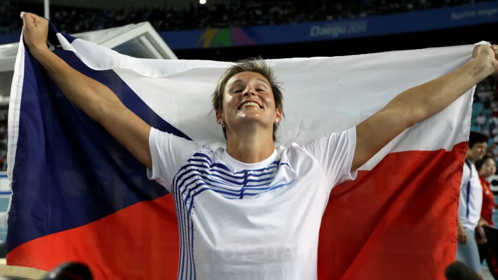 Barbora Špotáková slaví stříbro