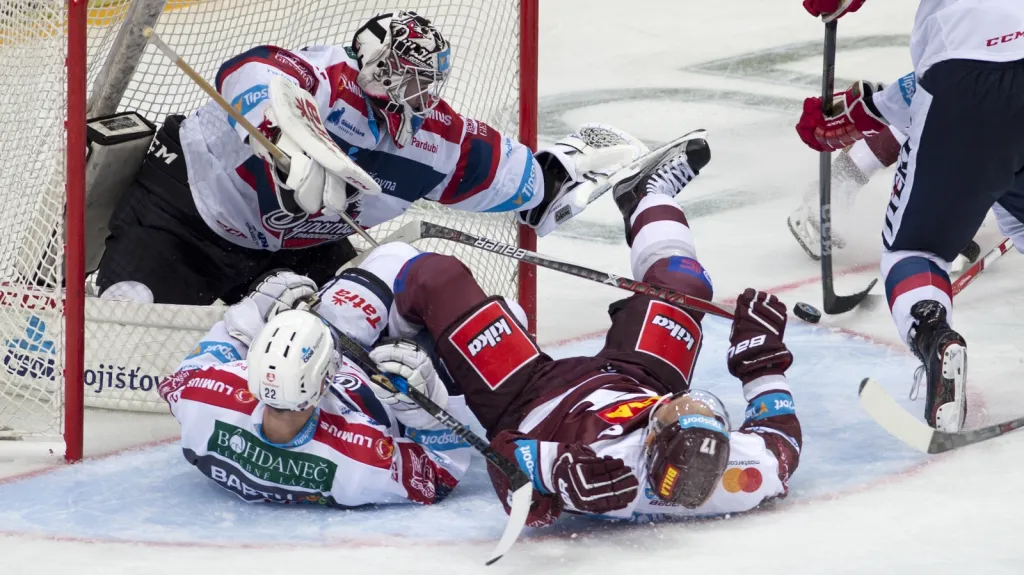 Milan Klouček v utkání proti Spartě