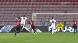 Gól v utkání Česko - Albánie: Cikalleshi - 1:1 (42. min.)