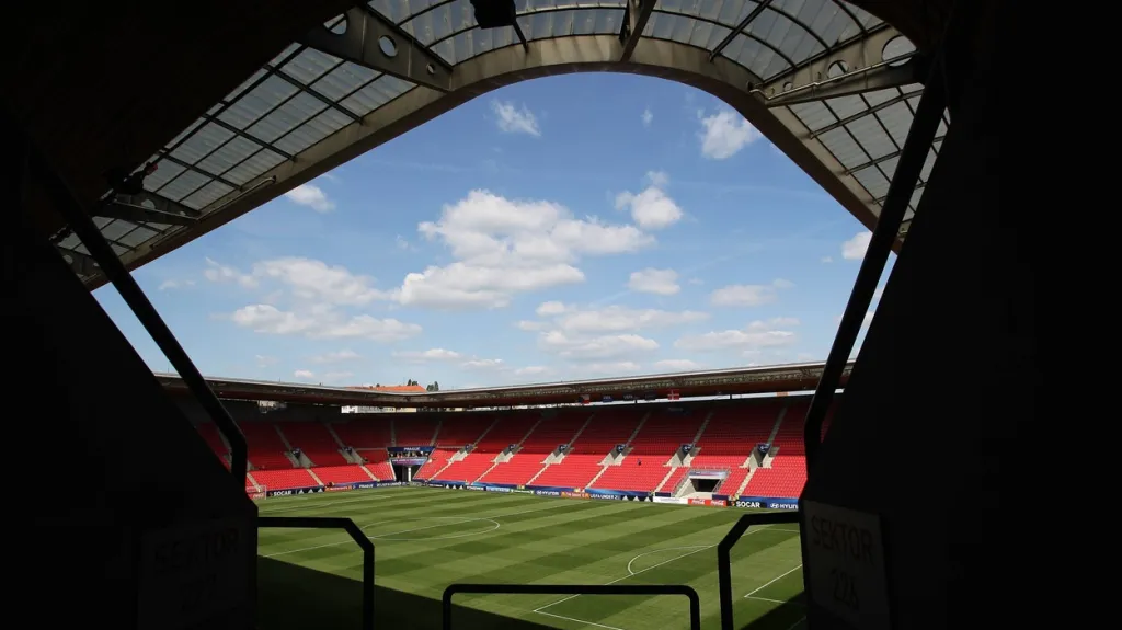 Fotbalový stadion v pražském Edenu
