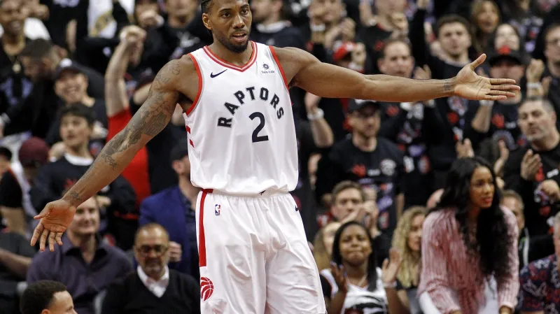 Opora Toronta Kawhi Leonard