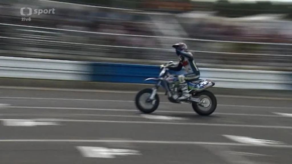 Čechům se dařilo v závodech MS a ME v supermotu