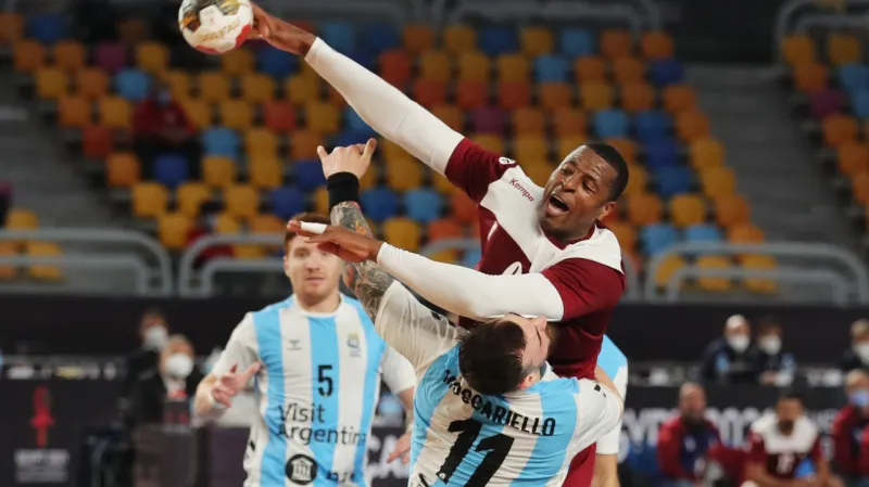 Dramatická koncovka utkání Argentina - Katar