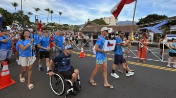 Paratriatlonista Tománek ovládl soutěž vozíčkářů na Ironman Hawaii