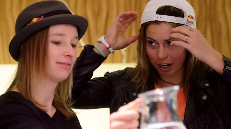 Šárka Pančochová a Eva Samková