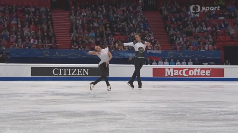 Vítězný krátký program Stolbovové s Klimovem