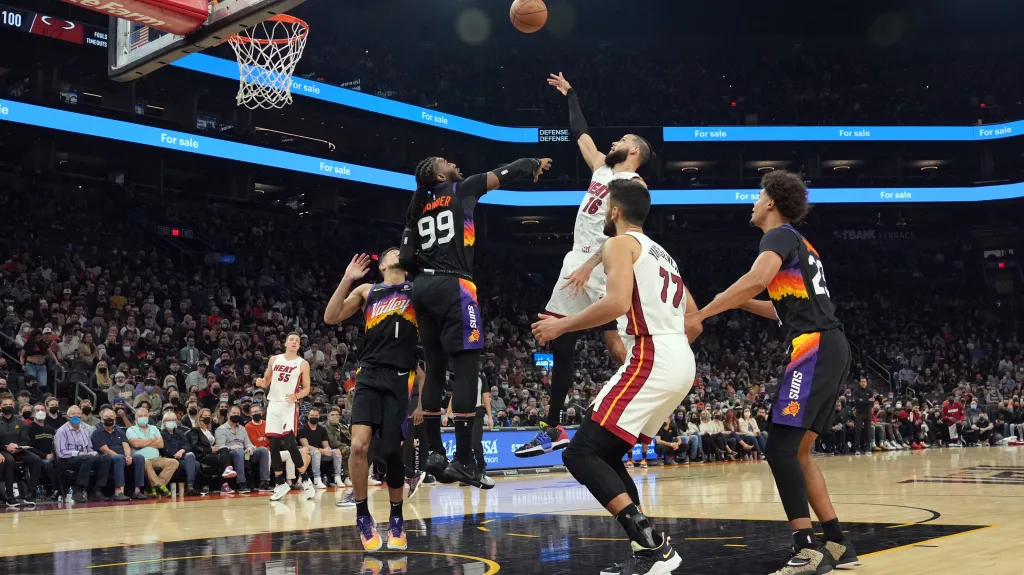 Utkání Phoenix – Miami