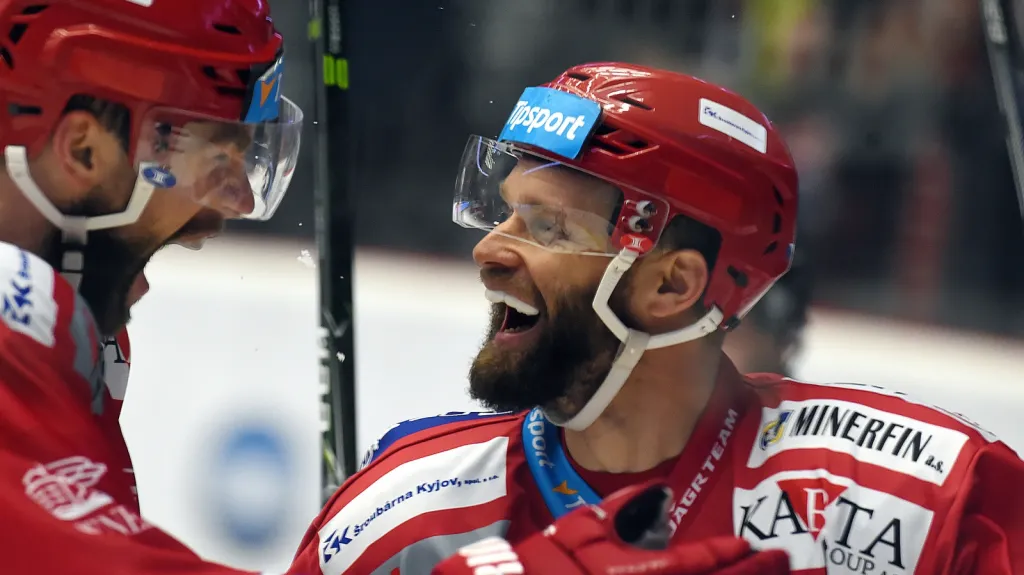 Martin Růžička se raduje z branky