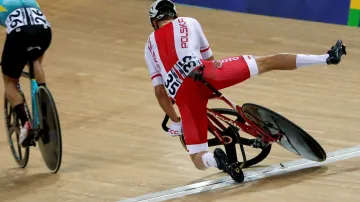 Problémy Szymona Sajnoka v omniu