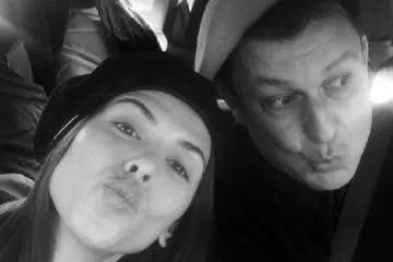 Monika Čuhelová s kameramanem Martinem